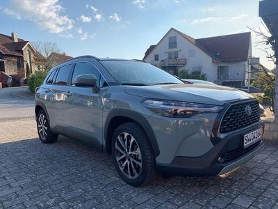 Gebraucht Toyota Corolla Cross Team 197 PS (144 kW) 2024 Grün SUV