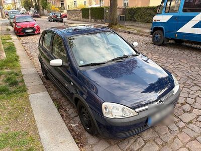 Używany Opel Corsa 75 KM (55 kW) 2003 Niebieski Hatchback