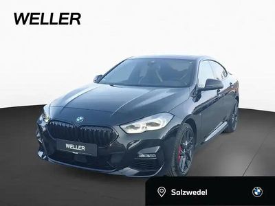 Black sapphire (schwarz) Gebraucht 2024 BMW 220 M Sport Coupé | 34.450 € (Guter Preis)