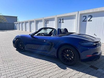 Second-hand Porsche 718 Boxster 400 CP (294 kW) 2024 Albastru Cabrio