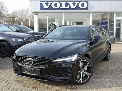 Neu Volvo V60 Plus 398 PS (292 kW) 2026 Schwarz Kombi