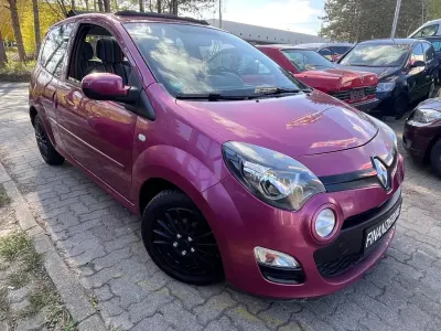 Używany Renault Twingo Liberty 75 KM (55 kW) 2012 Purpurowy Hatchback
