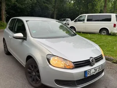 Gebraucht VW Golf VI Comfortline 80 PS (58 kW) 2009 Silber Kleinwagen
