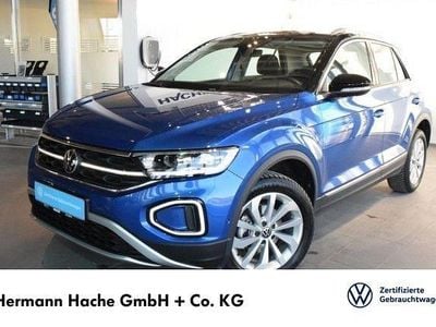 Second-hand VW T-Roc Style 150 CP (110 kW) 2024 Albastru SUV