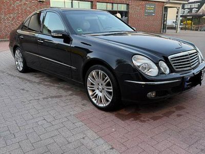 Gebraucht Mercedes E500 Elegance 306 PS (225 kW) 2004 Limousine