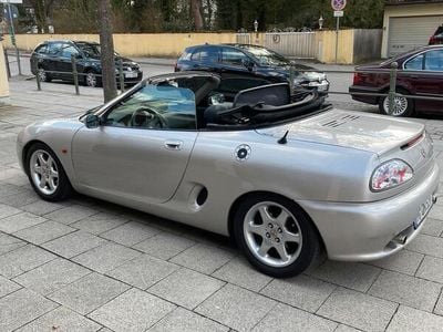 MG F
