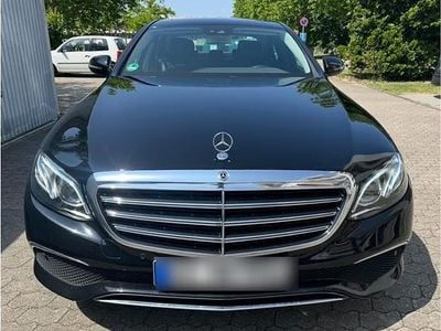 Mercedes E200