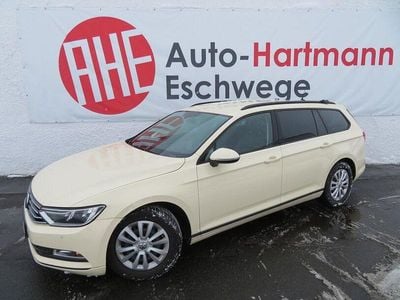 Gebraucht VW Passat Trendline 150 PS (110 kW) 2019 Hellelfenbein Kombi