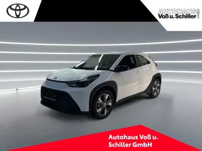 Neu Toyota Aygo X Active 117 PS (86 kW) 2026 Weiß SUV