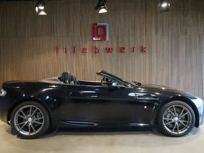 Gebraucht Aston Martin V8 Vantage 426 PS (313 kW) 2014 Schwarz Cabrio