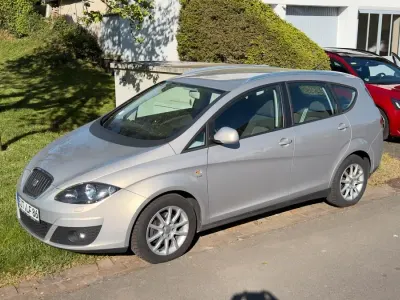 Brugt Seat Altea XL 105 HK (77 kW) 2012 Beige MPV