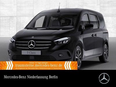 Gebraucht Mercedes T180 Progressive 131 PS (96 kW) 2025 Schwarz Van / Kleinbus