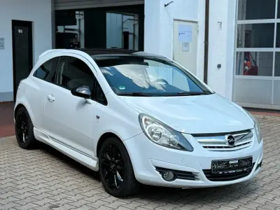 Gebraucht Opel Corsa Edition 90 PS (66 kW) 2008 Weiß Kleinwagen