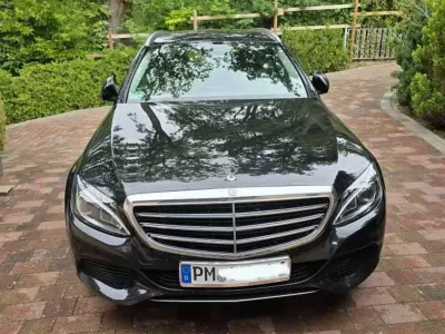 Gebraucht Mercedes C180 Exclusive 156 PS (114 kW) 2016 Schwarz Kombi