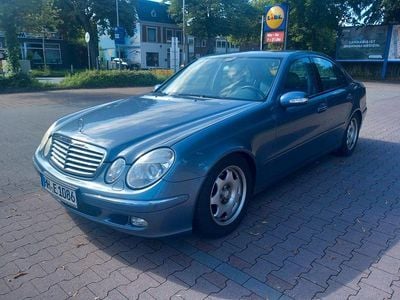 Mercedes E220
