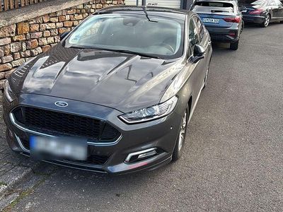 Gebraucht Ford Mondeo Titanium 179 PS (131 kW) 2017 Grau Limousine