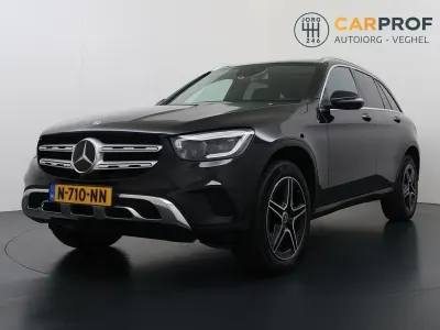 Używany Mercedes GLC300 Premium Plus 258 KM (189 kW) 2020 Czarny SUV