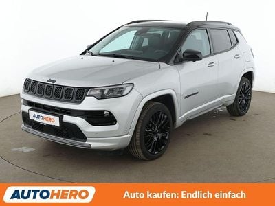 Usado Jeep Compass 241 HP (177 kW) 2022 Cinzento SUV