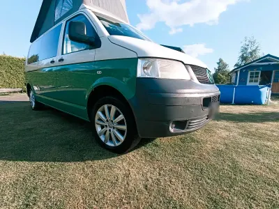 Gebraucht VW T5 105 PS (77 kW) 2011 Grün Van