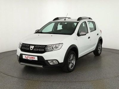Gebraucht Dacia Sandero Prestige 90 PS (66 kW) 2020 Weiß SUV