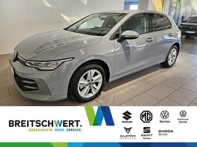 Usata VW Golf VIII Life 150 CV (110 kW) 2024 Grigio Berlina