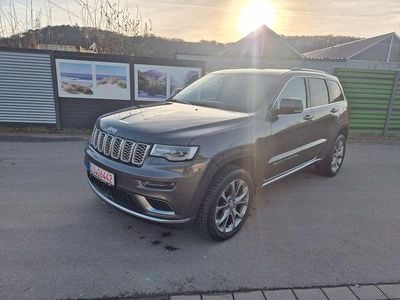 Grau Gebraucht 2019 Jeep Grand Cherokee Summit SUV | 28.999 € (Fairer Preis)
