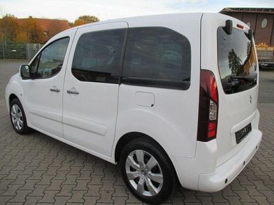 Second-hand Citroën Berlingo SELECTION 99 CP (72 kW) 2018 Alb Monovolum