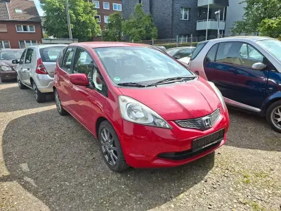 Usata Honda Jazz Trend 90 CV (66 kW) 2011 Rosso Utilitaria
