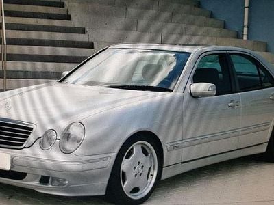 Used Mercedes E430 Avantgarde 279 HP (205 kW) 2001 Silver Sedan