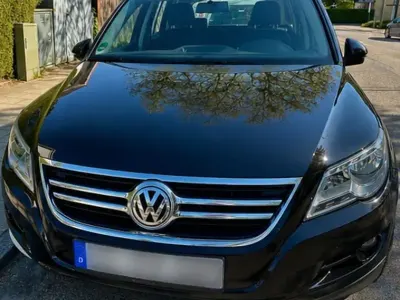 Gebraucht VW Tiguan Track & Field 140 PS (102 kW) 2009 Schwarz SUV