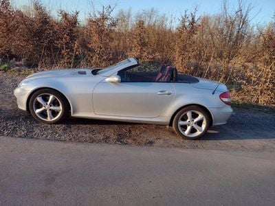 Gebraucht Mercedes SLK350 272 PS (200 kW) 2005 Silber Cabrio