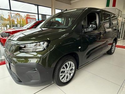 Frey grün metallic Neu 2025 Fiat Doblò Van / Kleinbus | 31.490 € (Etwas zu teuer)