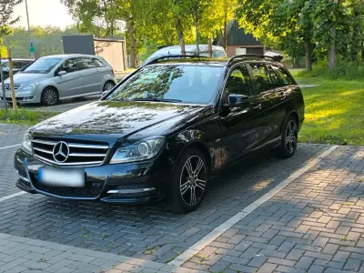 Gebraucht Mercedes C220 Edition 170 PS (125 kW) 2013 Schwarz Kombi