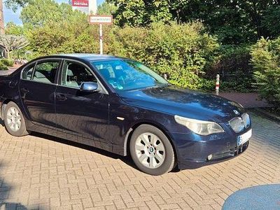 BMW 523