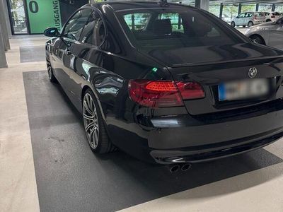 BMW 325