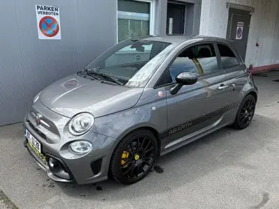 Używany Abarth 595 Pista 165 KM (121 kW) 2020 Szary Hatchback