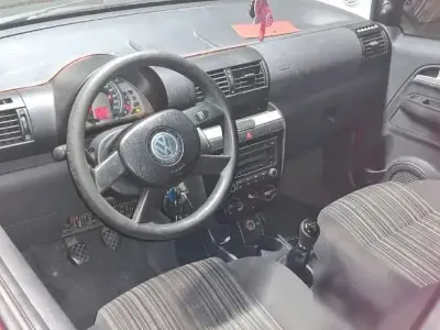 Gebraucht VW Fox 58 PS (42 kW) 2005 Rot Kleinwagen