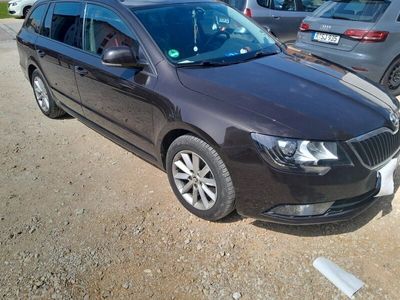 gebraucht Skoda Superb 2.0 TDI Green tec DSG Ambition Combi ...