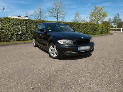 Usata BMW 116 122 CV (89 kW) 2010 Nero Utilitaria