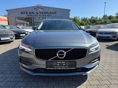 Gebraucht Volvo S90 Momentum 190 PS (139 kW) 2019 Grau Limousine