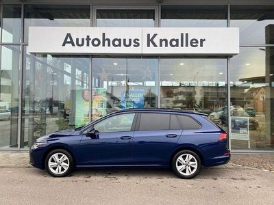 Gebraucht VW Golf VII Life 150 PS (110 kW) 2021 Blau Kleinwagen
