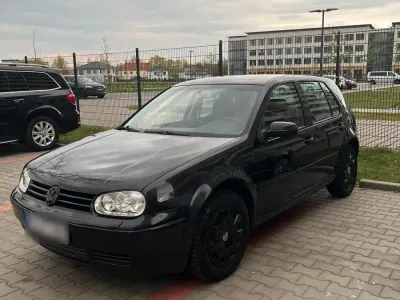 Gebraucht VW Golf IV 75 PS (55 kW) 2003 Schwarz Kleinwagen