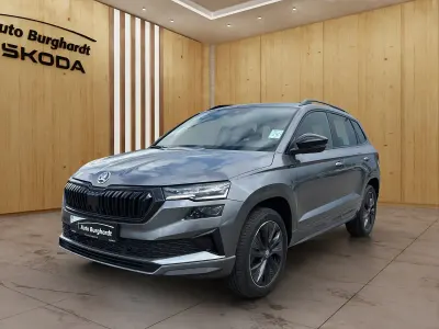 Neu Skoda Karoq SportLine 150 PS (110 kW) 2026 Graphitegrau SUV