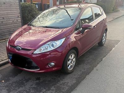 Usata Ford Fiesta 96 CV (70 kW) 2009 Viola Utilitaria