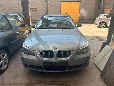 BMW 525