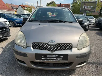 Gebraucht Toyota Yaris 65 PS (47 kW) 2003 Grau Limousine