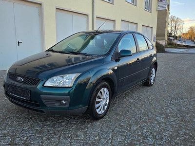 Gebraucht Ford Focus 100 PS (73 kW) 2007 Grün Limousine