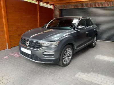 Używany VW T-Roc United 150 KM (110 kW) 2020 Szary SUV