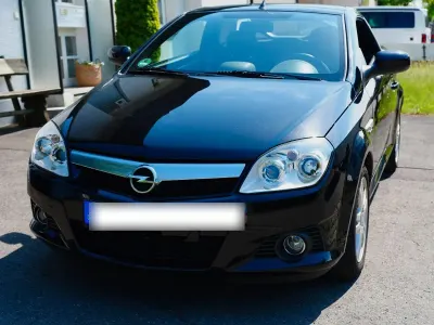 Gebraucht Opel Tigra Sport 125 PS (91 kW) 2006 Schwarz Cabrio