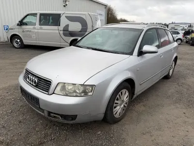 Gebraucht Audi A4 131 PS (96 kW) 2003 Grau Kombi